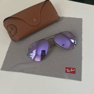 Ray-Ban Aviator Sunglasses with Violet Lenses